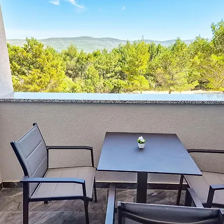 Noan-3 By Interhome Apartamento Pridraga